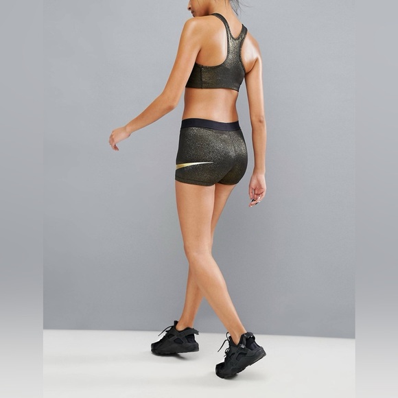 NIKE Pro 3 Cool Short Gold Swoosh - Picture 7 of 9